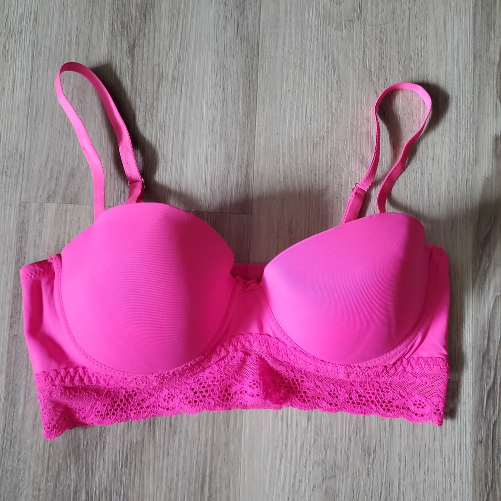 ❤️2/$20❤️ 36B - Bright Pink Corset Bra With Lace